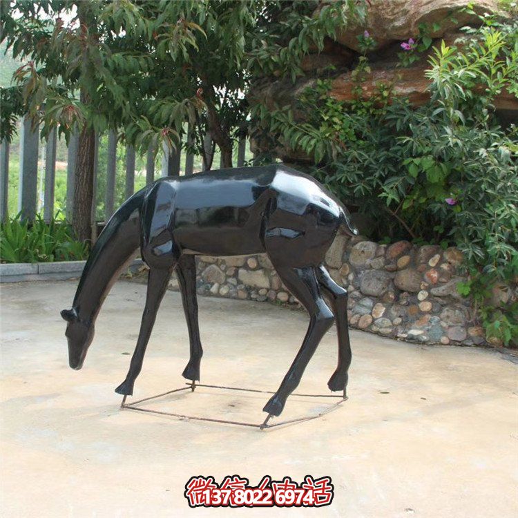 玻璃鋼雕塑景觀噴漆，點綴小區(qū)抽象美景