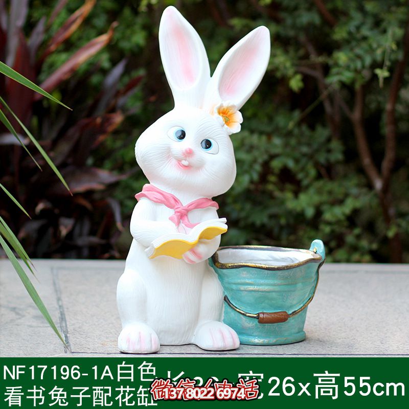 玻璃鋼兔子雕塑，為公園增色