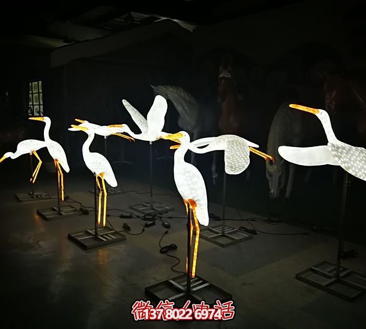 玻璃鋼雕塑景觀(guān)亮化，點(diǎn)亮景區(qū)園林