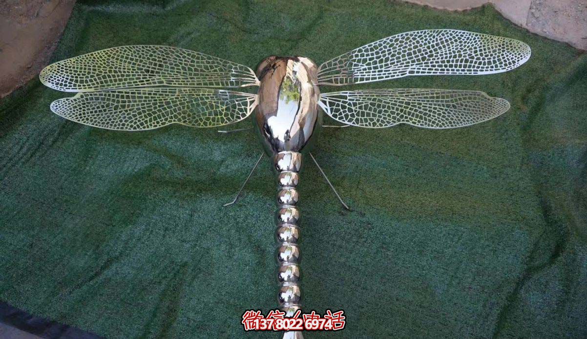 不銹鋼蜻蜓雕塑，點綴小區售樓部鏤空裝飾