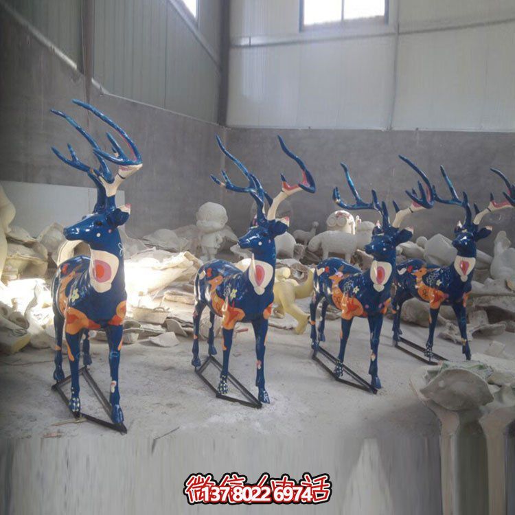玻璃鋼梅花鹿彩繪擺件，把園林景觀裝點(diǎn)出夢(mèng)幻色彩