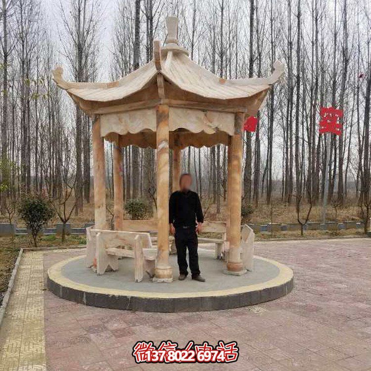 體驗晚霞之美、放松心情的紅石亭