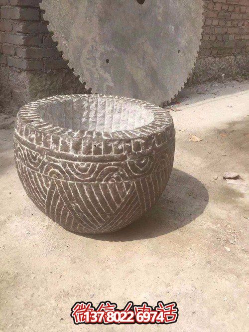 仿古做舊養(yǎng)魚養(yǎng)花水缸庭院石缸石雕老石槽雕塑