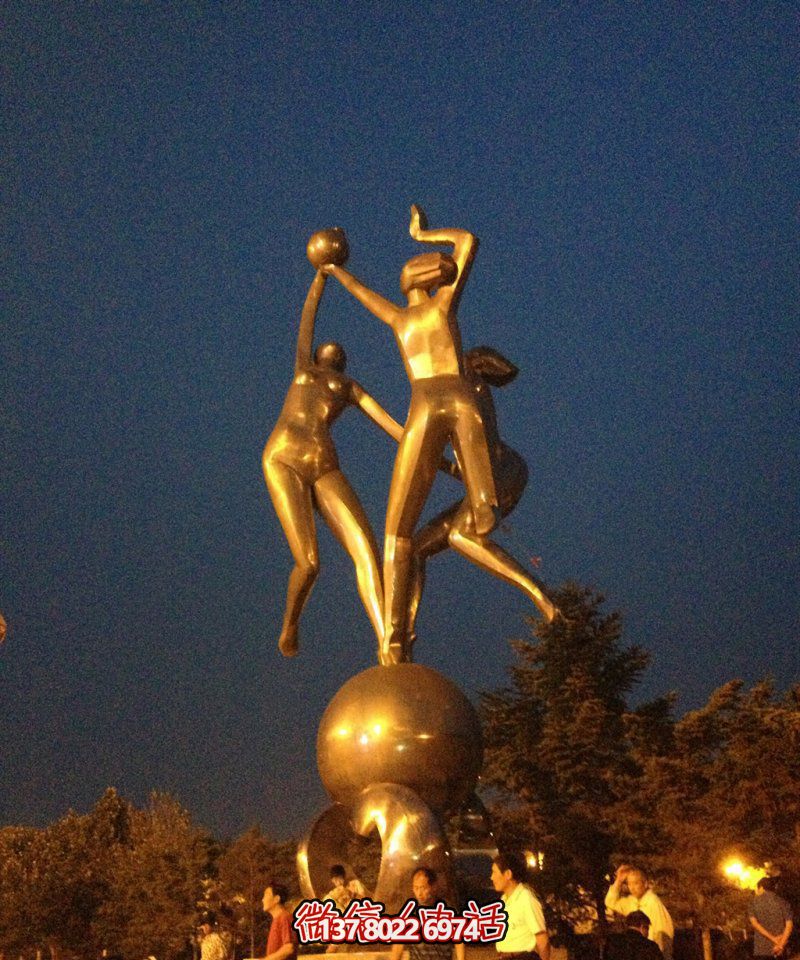 小區(qū)廣場(chǎng)打排球的女孩景觀玻璃鋼仿銅雕
